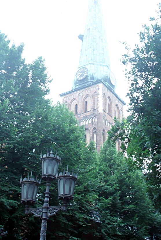 429_rii_lyhtypylvas_kirkko